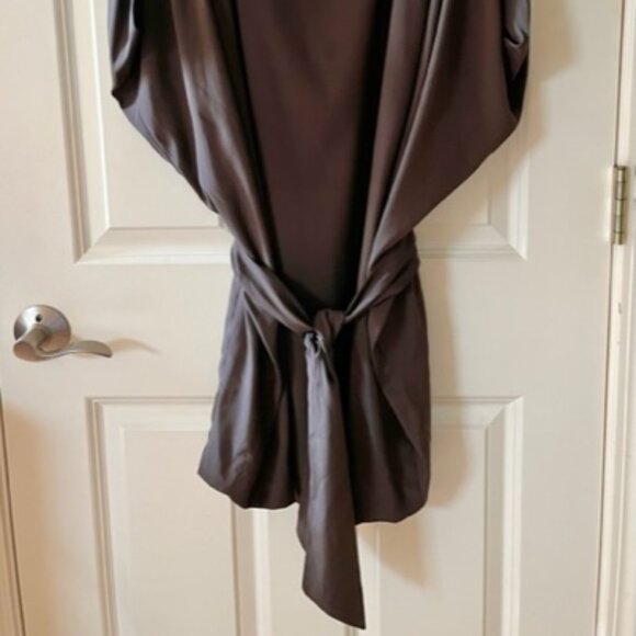 SUZI CHIN FOR MAGGY BOUTIQUE: WOMENS HIGHER-END SILK FASHION DRESS-SIZE 4 - Picture 2 of 3